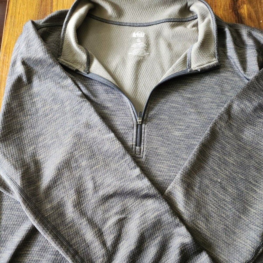 REI Co-op Shirt Mens XL Gray 1/4 Zip Pullover Active Wear 100% Polyester